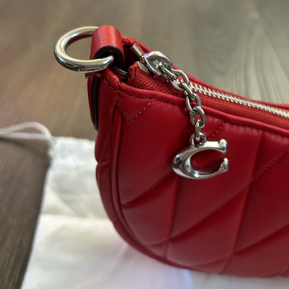 Coach Mira Quilted Red Apple with Heart Strap - Picture 2 of 9